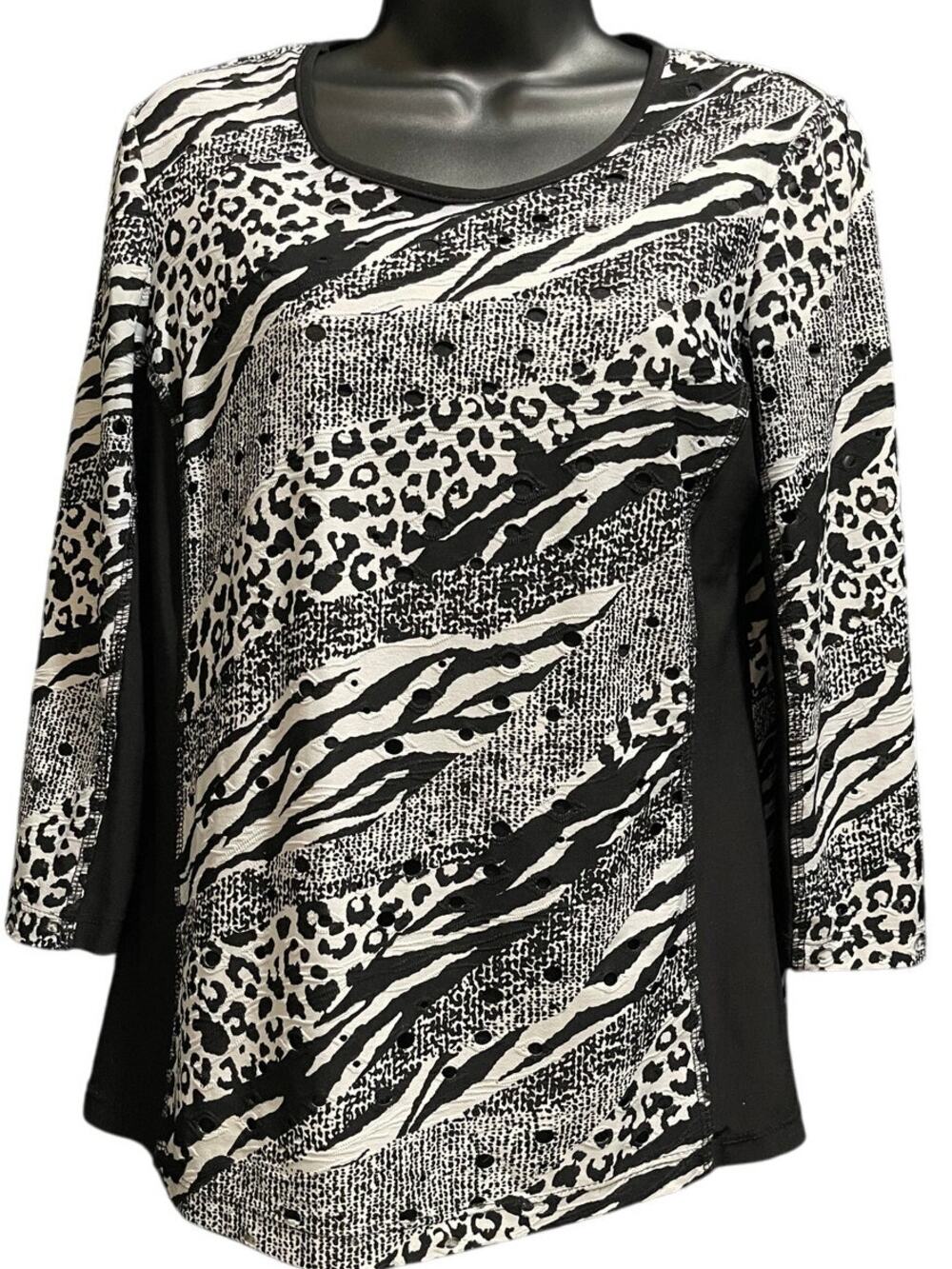 Libra Size Medium 3/4 Sleeve Animal Print White & Black Blouse
